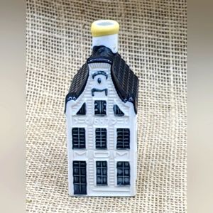 KLM Bols Delft House #13, Dutch Ceramic Bottle House
